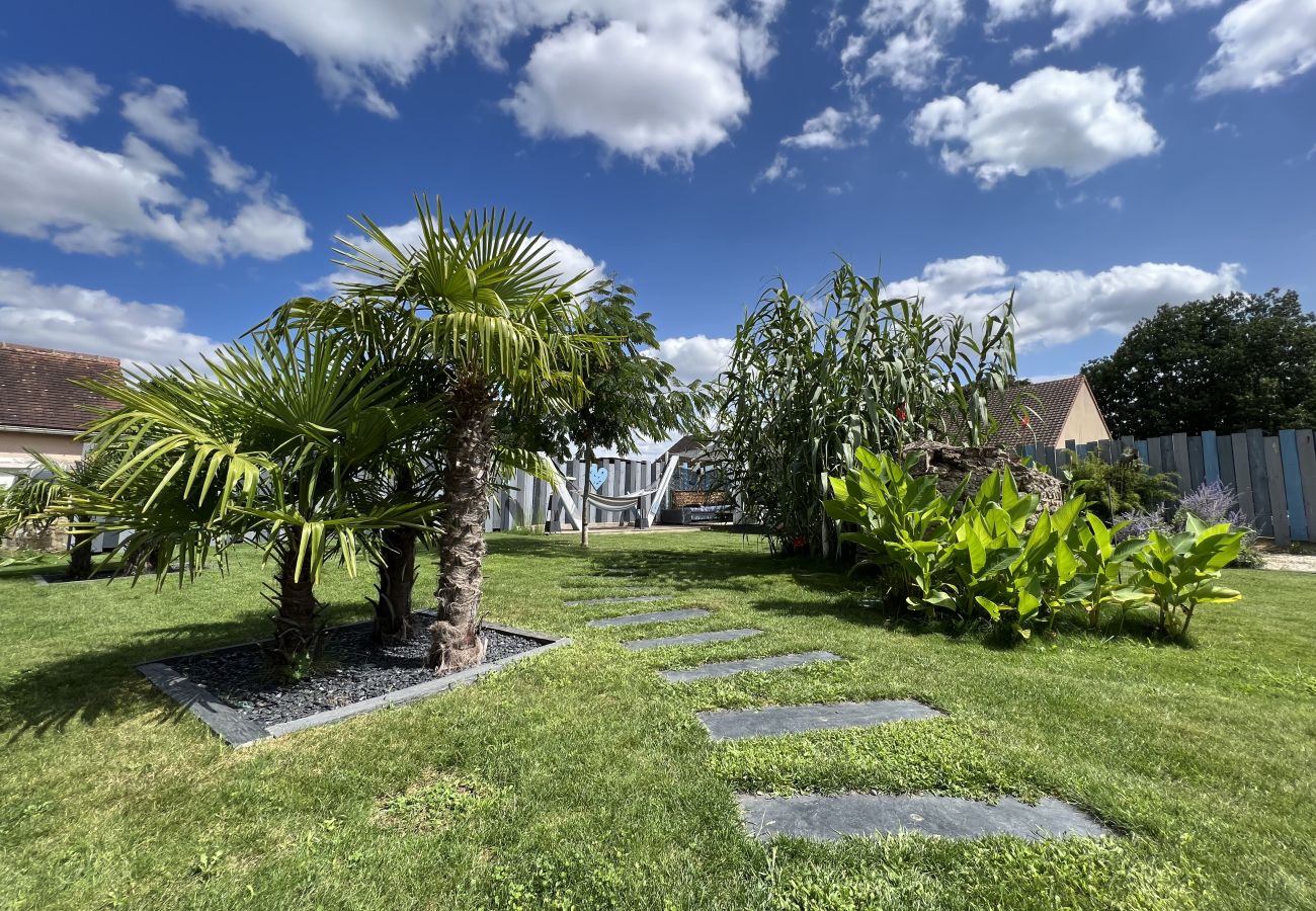 Villa in Roézé-sur-Sarthe - Villa Cap Ferret - 10pers - Piscine - Rêve au Mans