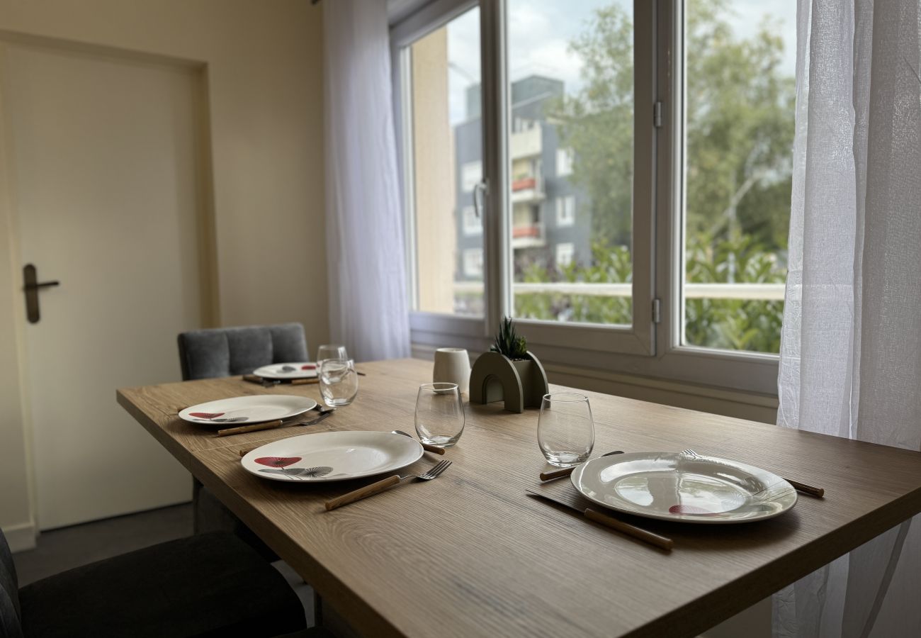 Apartment in Le Mans - Le Bigarreaux - 6pers - Wi-Fi - Rêve au Mans