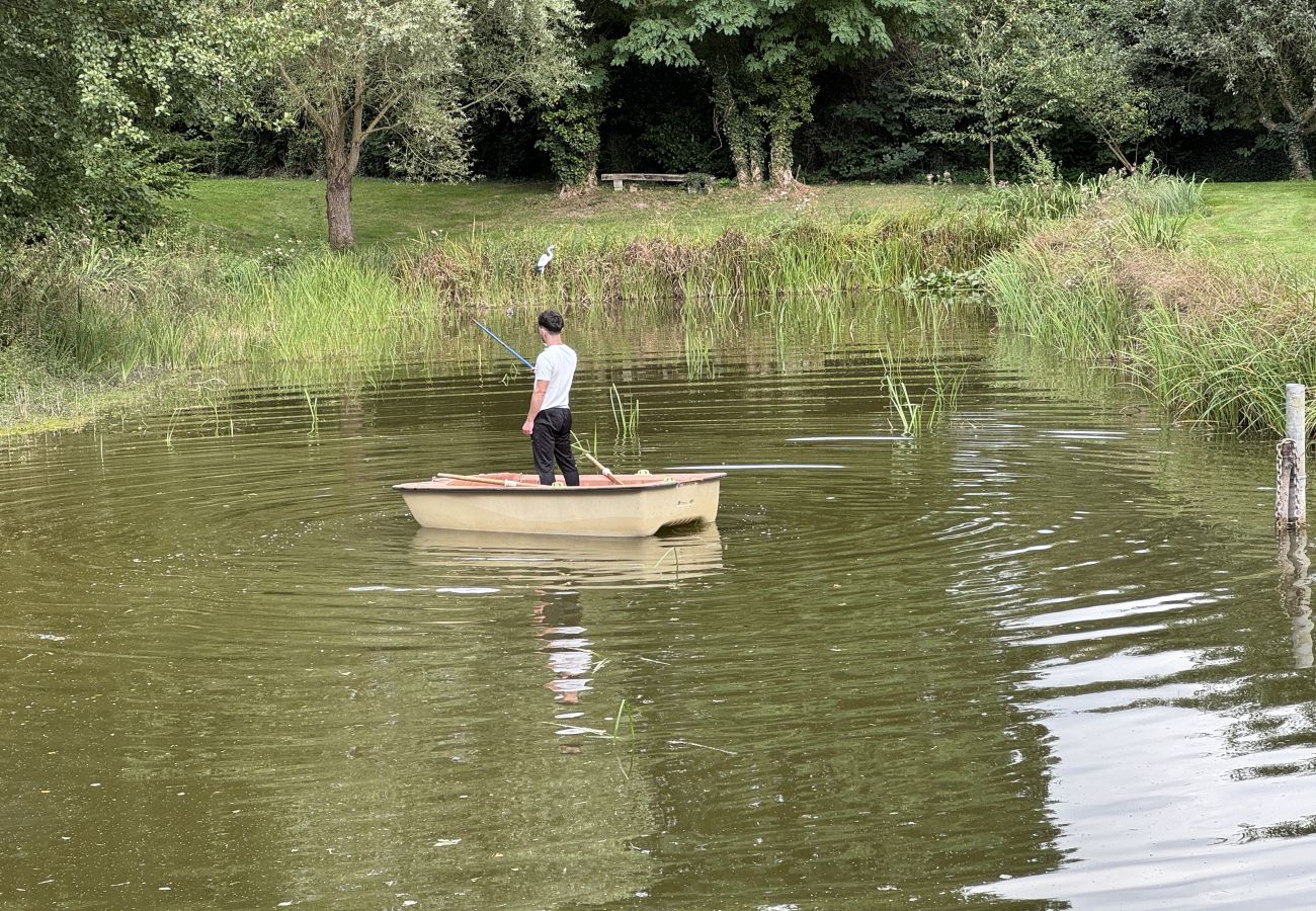 Chalet à Bouloire - Le Chalet - 2 pers - Idyllique - Rêve au Mans 